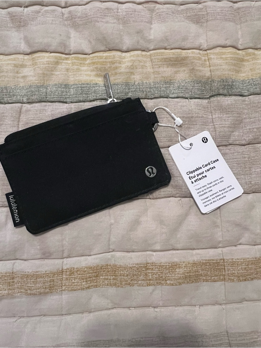 lululemon athletica Black Clipable Card Case